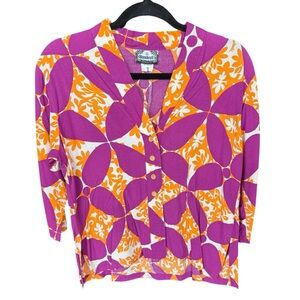 Manuhealii women’s top 3/4 sleeve button front rayon Small